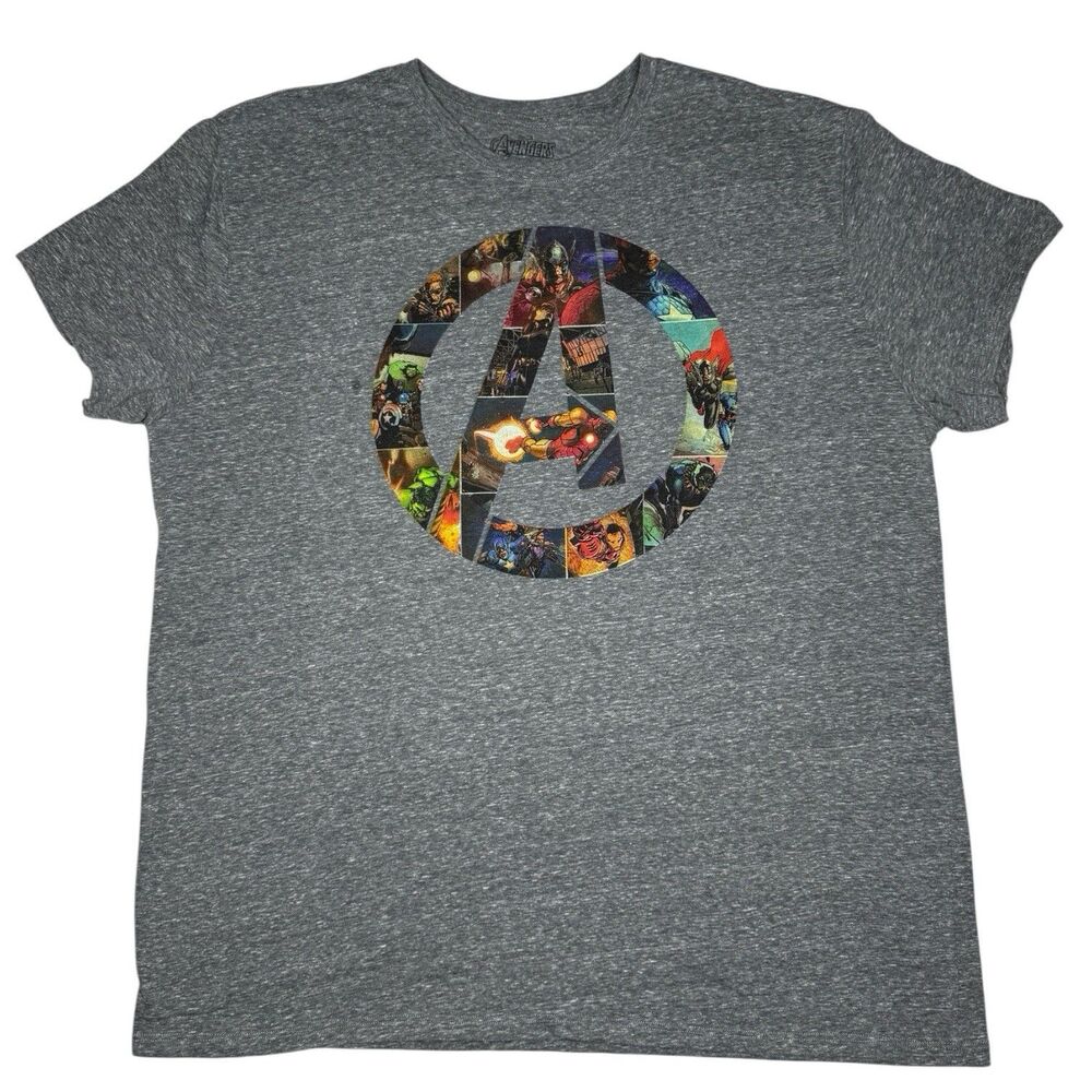 Marvel Avengers Comic Collage A Logo Graphic T-Shirt XL